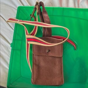 Top Paw Brown Crossbody with Striped Red & Navy Strap